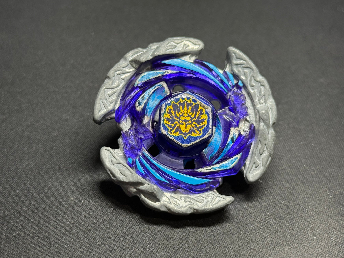 Hell Herculeo 100XF - Takara Tomy #D
