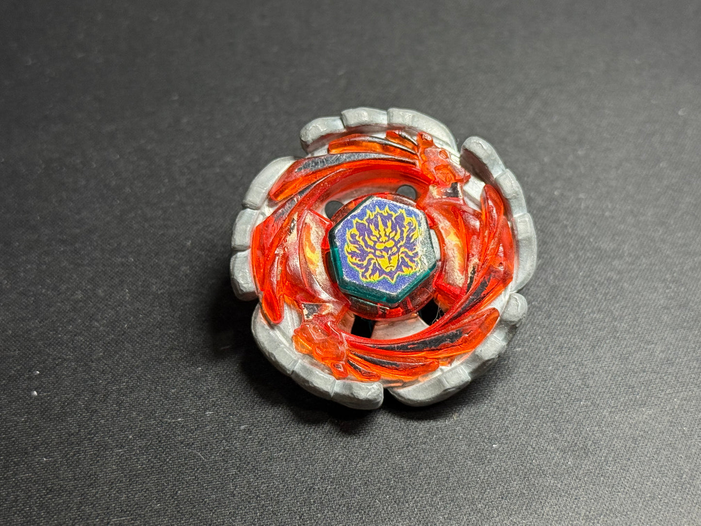 Cyclone Herculeo 105F - Takara Tomy #4-4