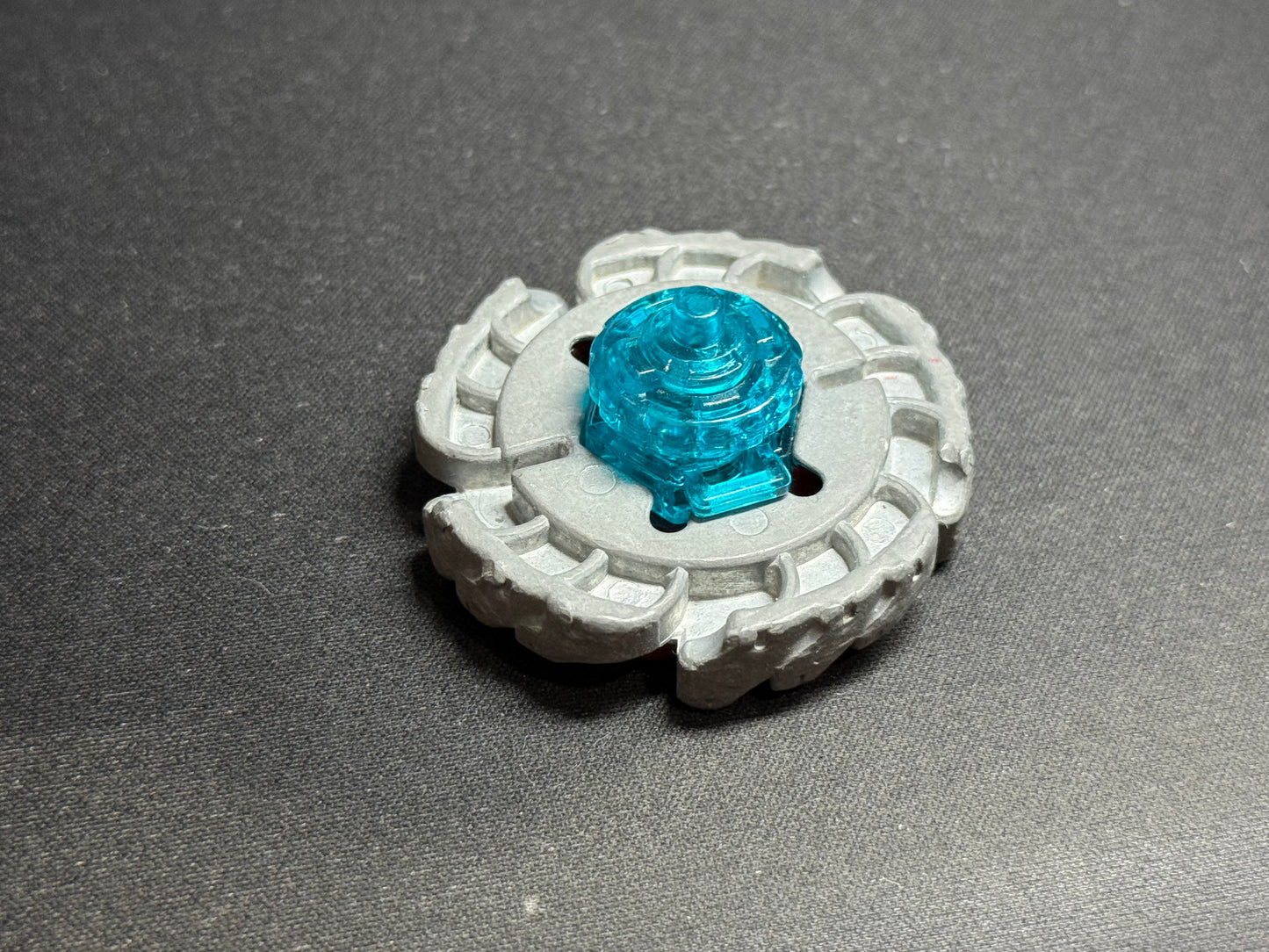 Cyclone Herculeo 105F - Takara Tomy #4-4