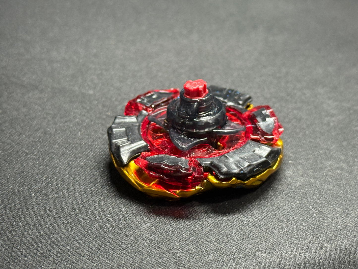 L-Drago Destroy DF105LRF - Gold - Takara Tomy #1