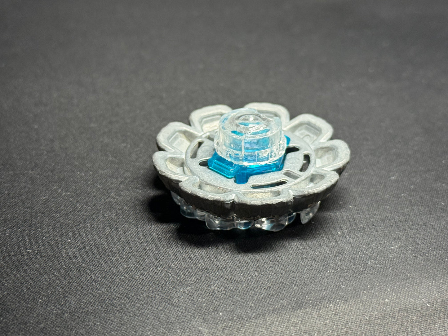 Divine Fox 90W2D - Takara Tomy #W