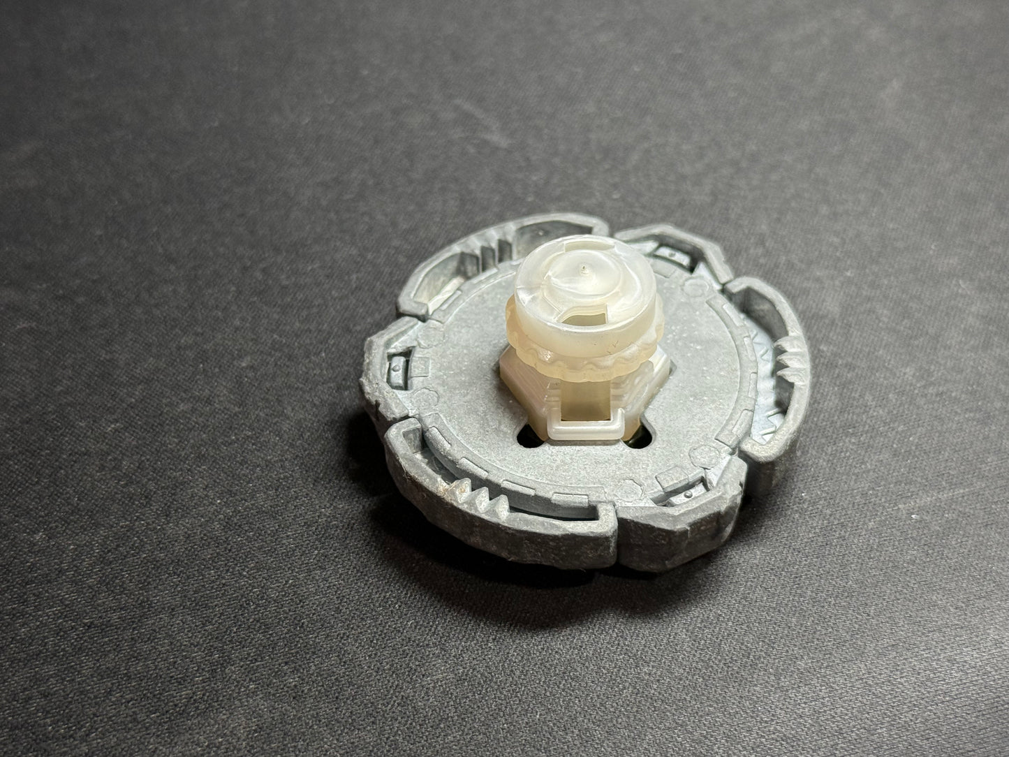 Fang Leone 130W2D - Takara Tomy #R