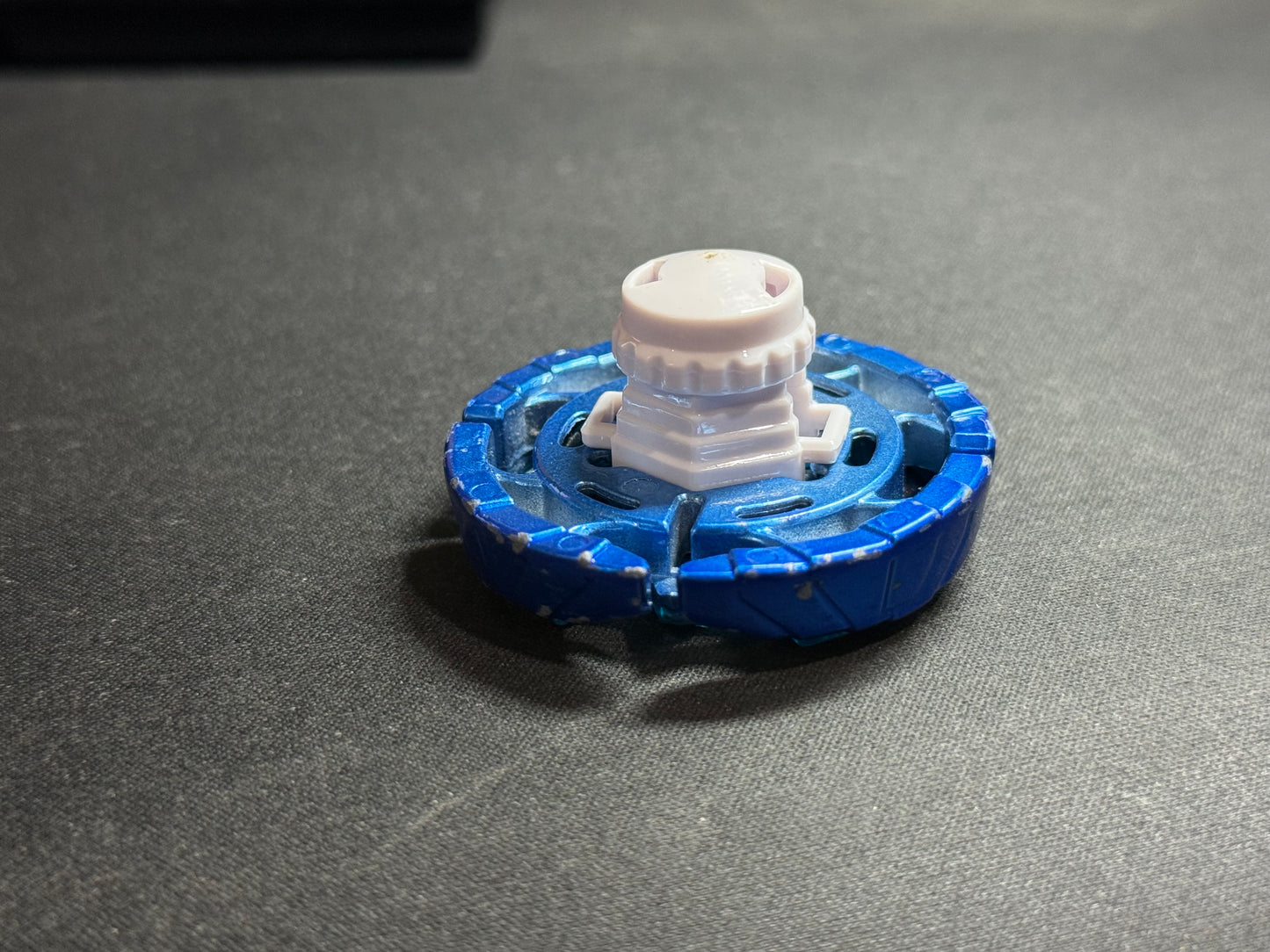 Earth Eagle 145WD - Mitsuya Blue - Takara Tomy #E