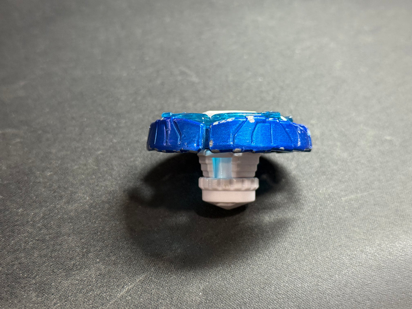 Earth Eagle 145WD - Mitsuya Blue - Takara Tomy #E