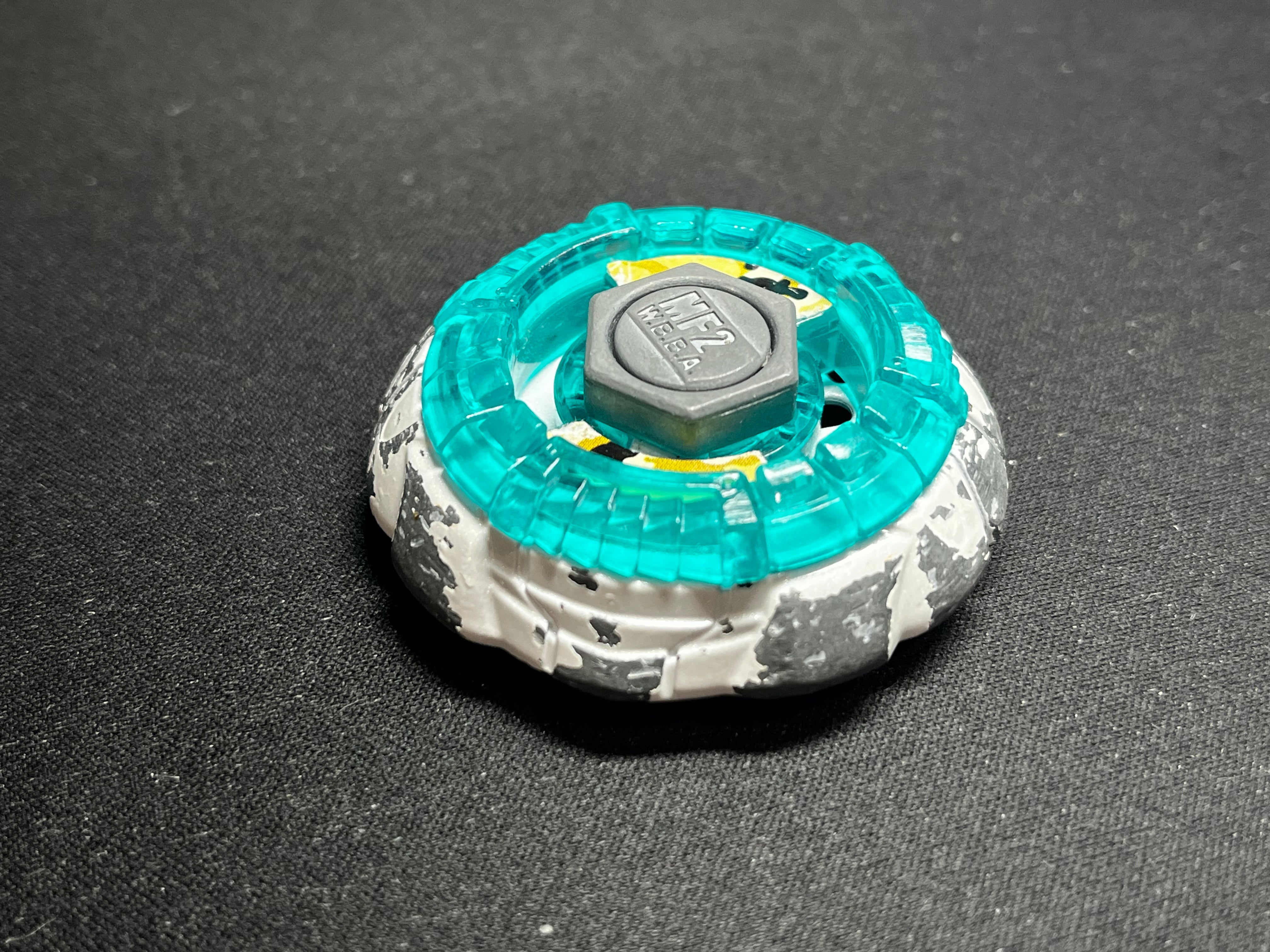 Attack / Defense] MF-H Bakushin Leone 90 RF/CS - Takara Tomy