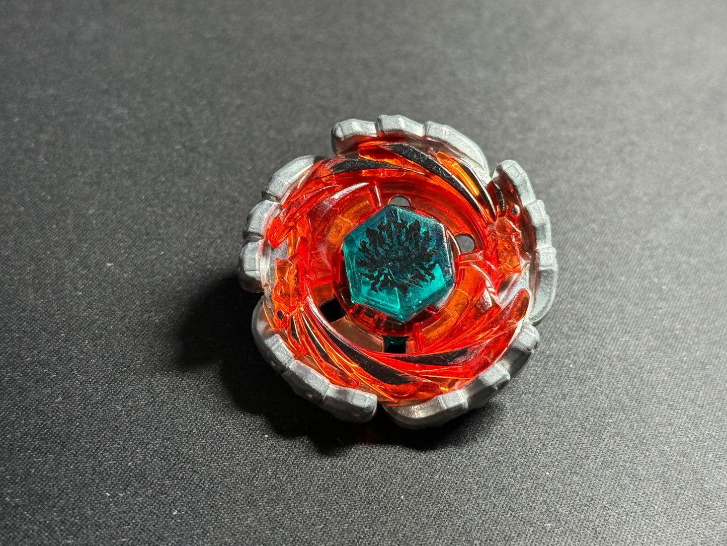 Cyclone Herculeo 105F - Takara Tomy #C