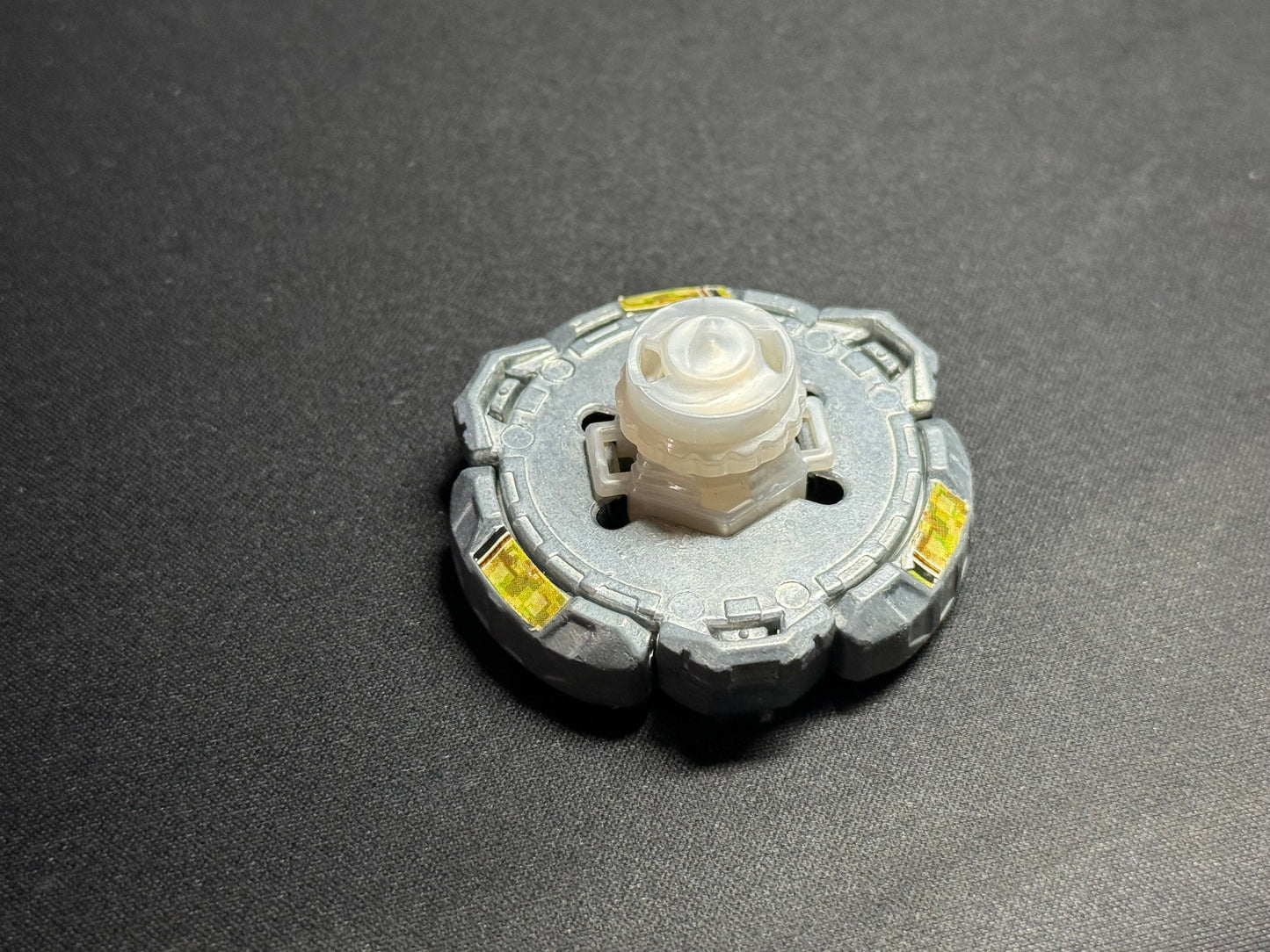 Fang Leone 130W2D - Takara Tomy #3