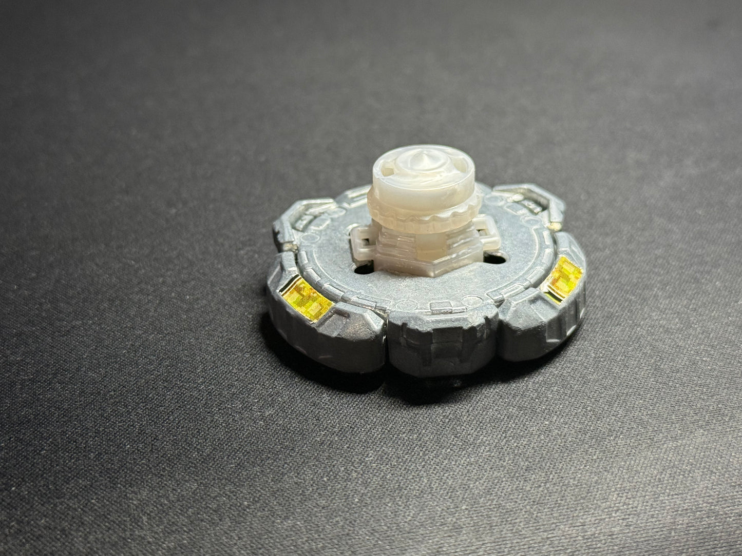 Fang Leone 130W2D - Takara Tomy #3