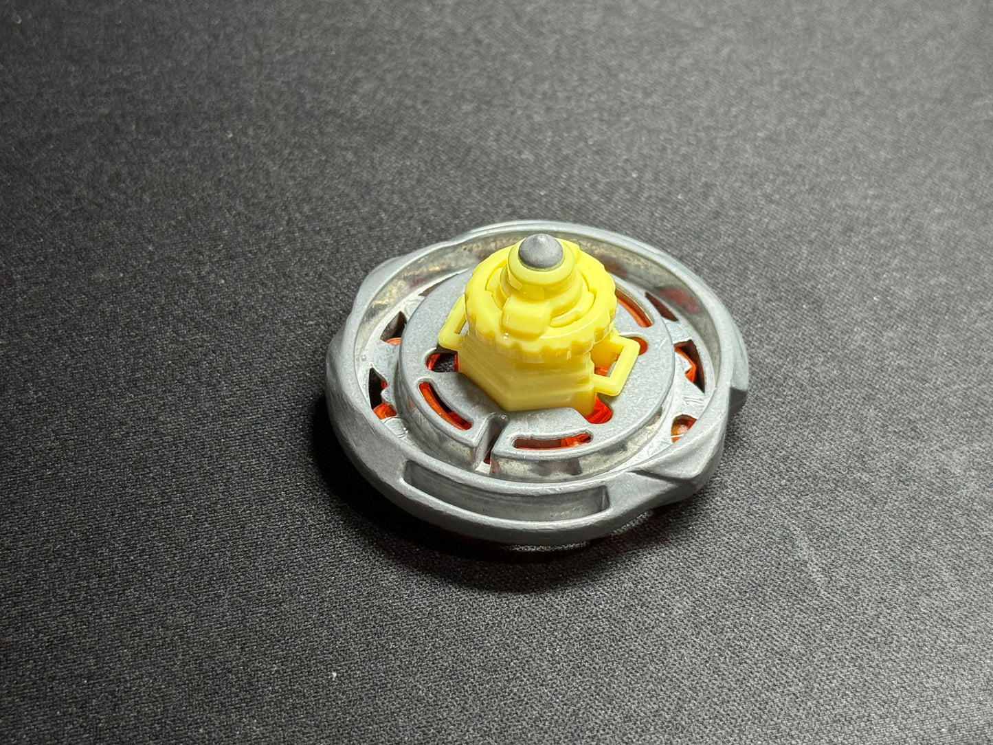 Burn Phoenix 135MS - Takara Tomy #1