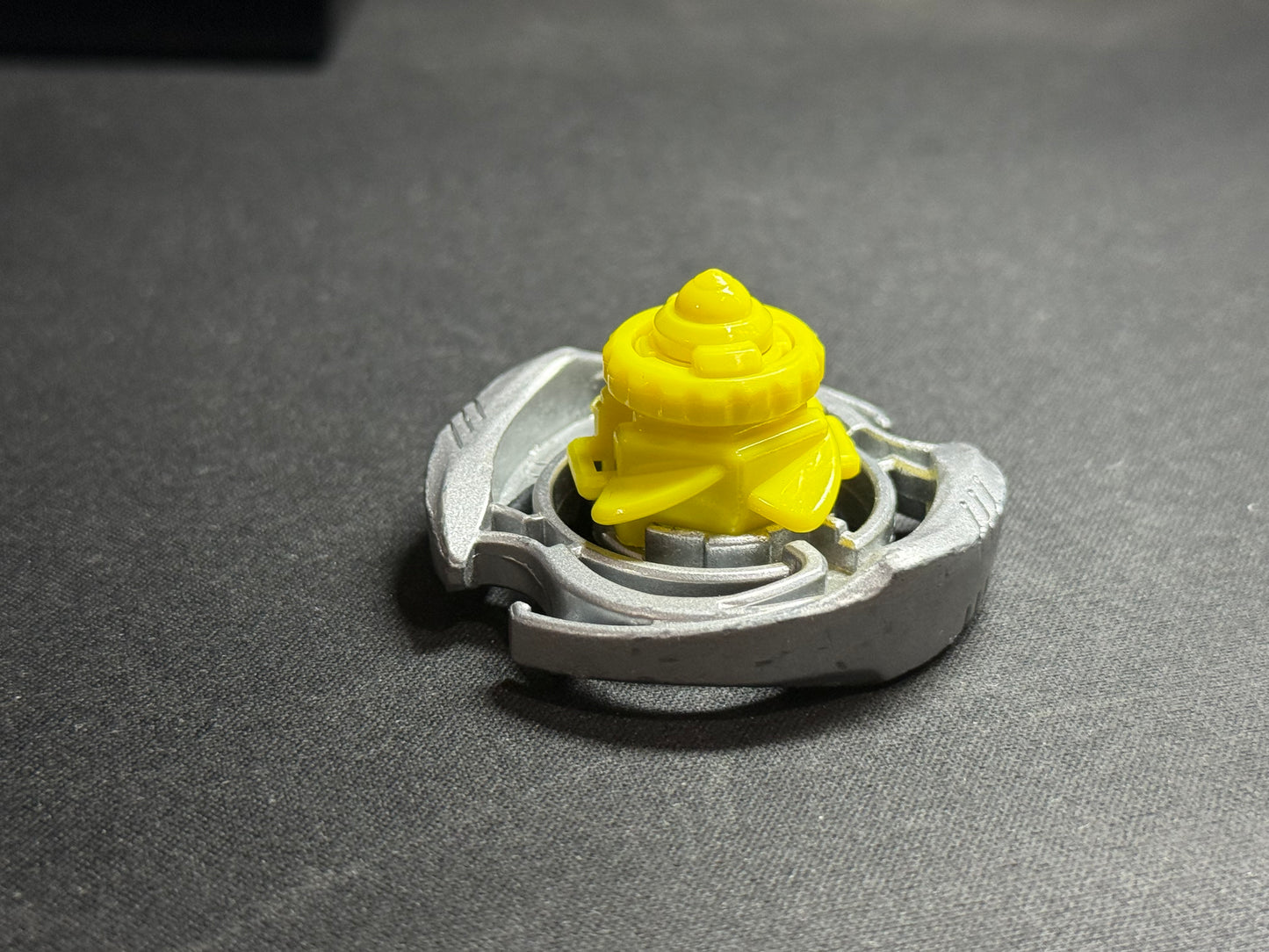PHW Pisces DF145BS - Takara Tomy #R-4