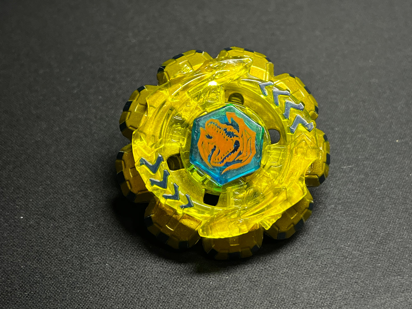 Divine Chimera TR145FB - Takara Tomy #Q