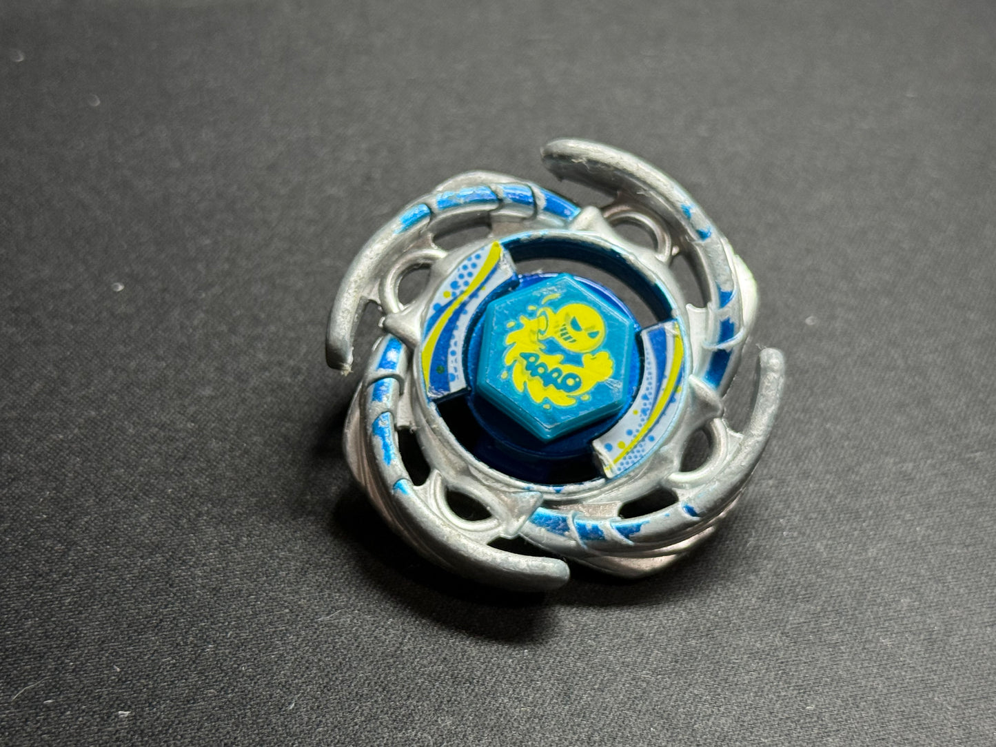 PHW Aquario 105F - Takara Tomy #5