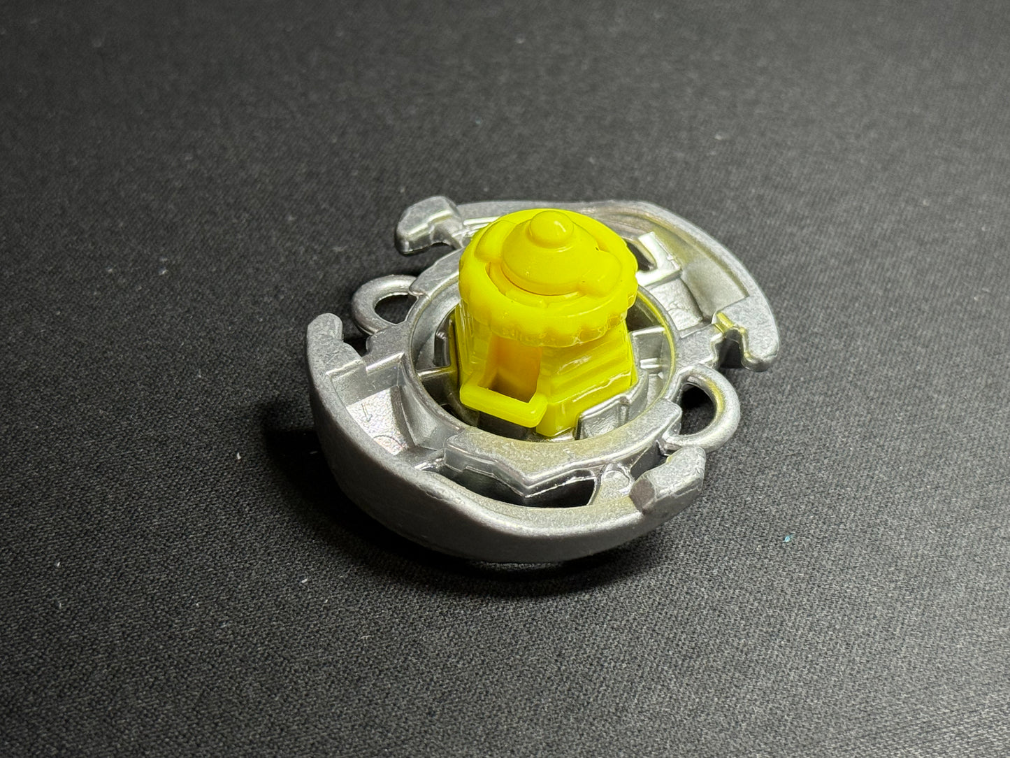 PHW Bull 145S - Takara Tomy #3
