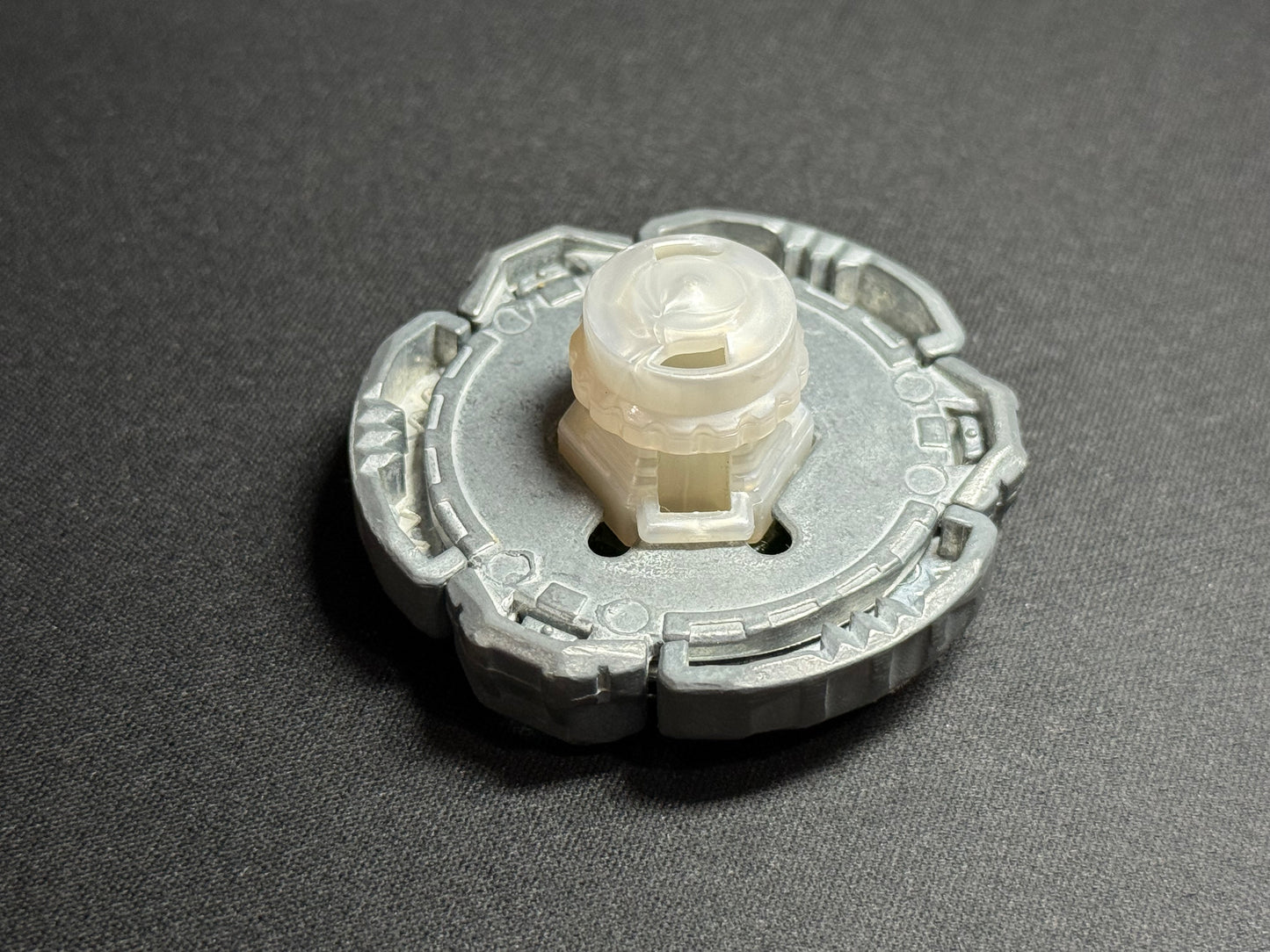 Fang Leone 130W2D - Takara Tomy #4